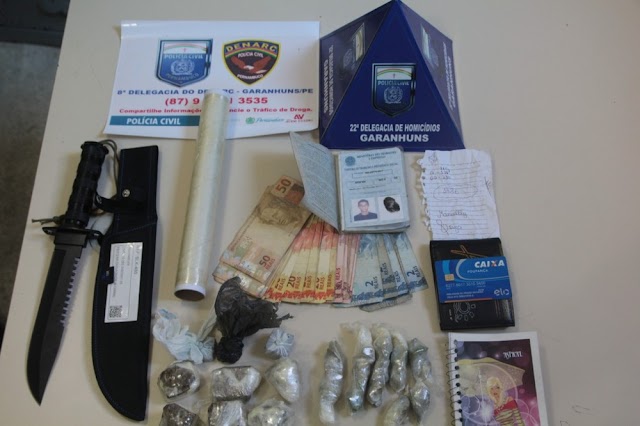 Suspeitos de tráfico de drogas são presos com porções de crack em Garanhuns
