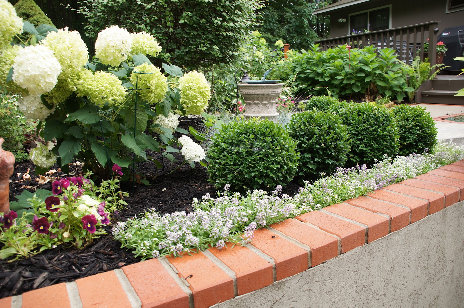 Samplers And Santas Annabelle