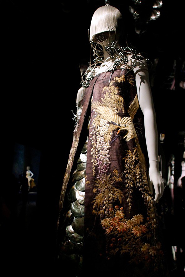 loveisspeed.......: The collection covers McQueen‘s career from his ...