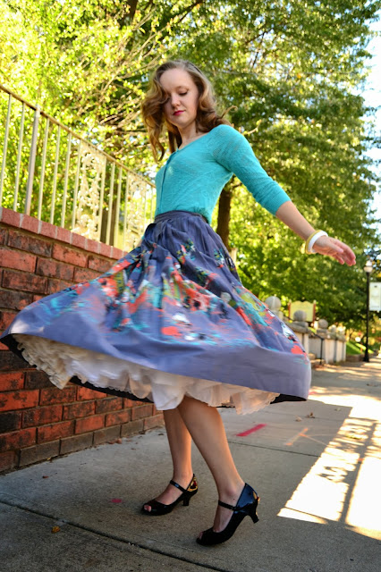 Flashback Summer: Found at Last, Found at Last! - 1950s middle east novelty print skirt, new look, vintage outfit, arab