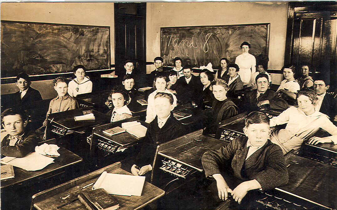 Tillman County Chronicles: Berry launched School Foundation