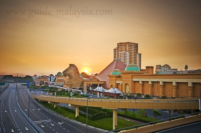 مركز التسوق صنواي بيراميد Sunway Pyramid | دليل ماليزيا المصور