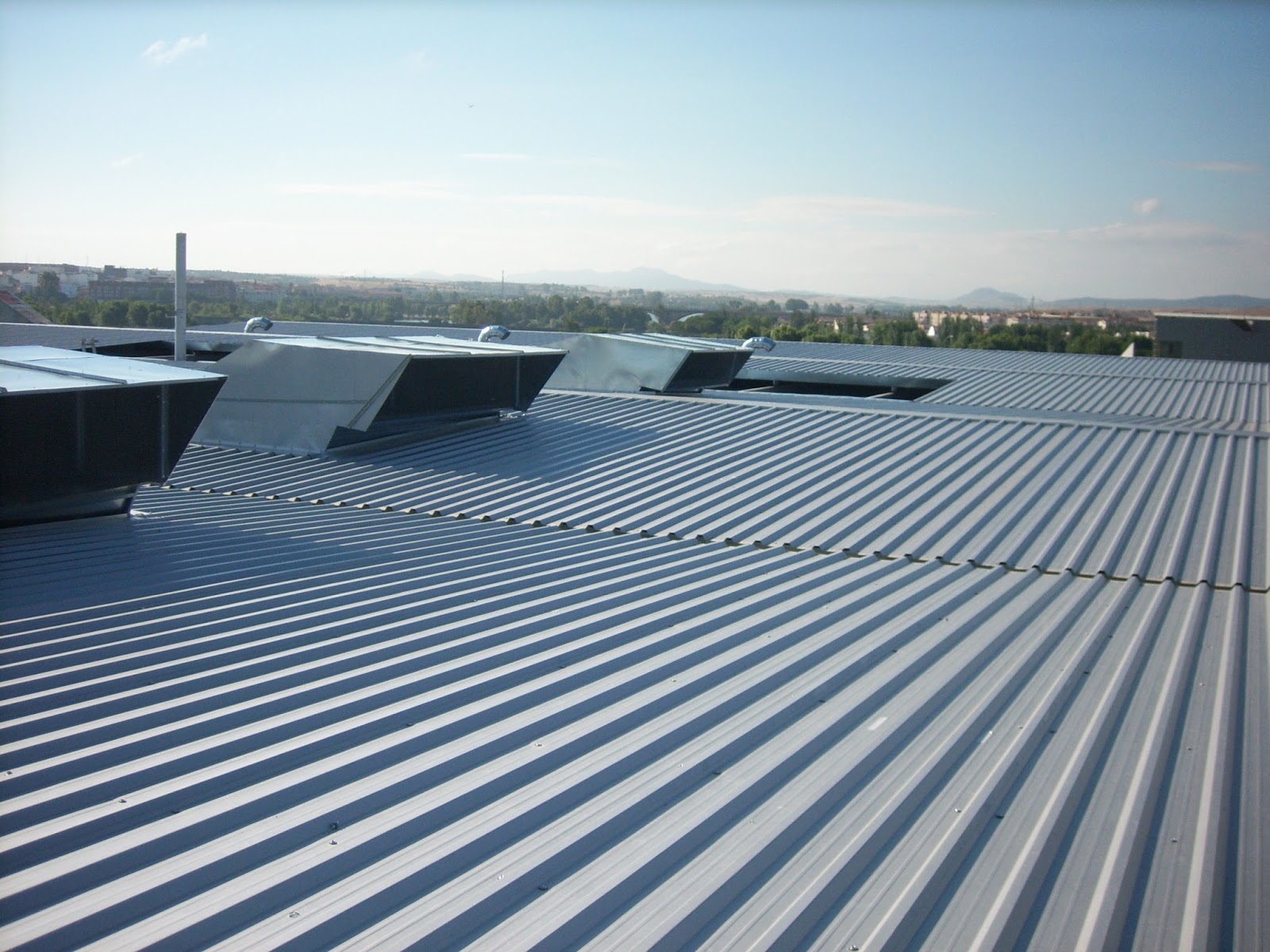 Incopac 90 CUBIERTAS METÁLICAS