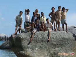Pendidikan Karakter dalam Novel dan Film Laskar Pelangi