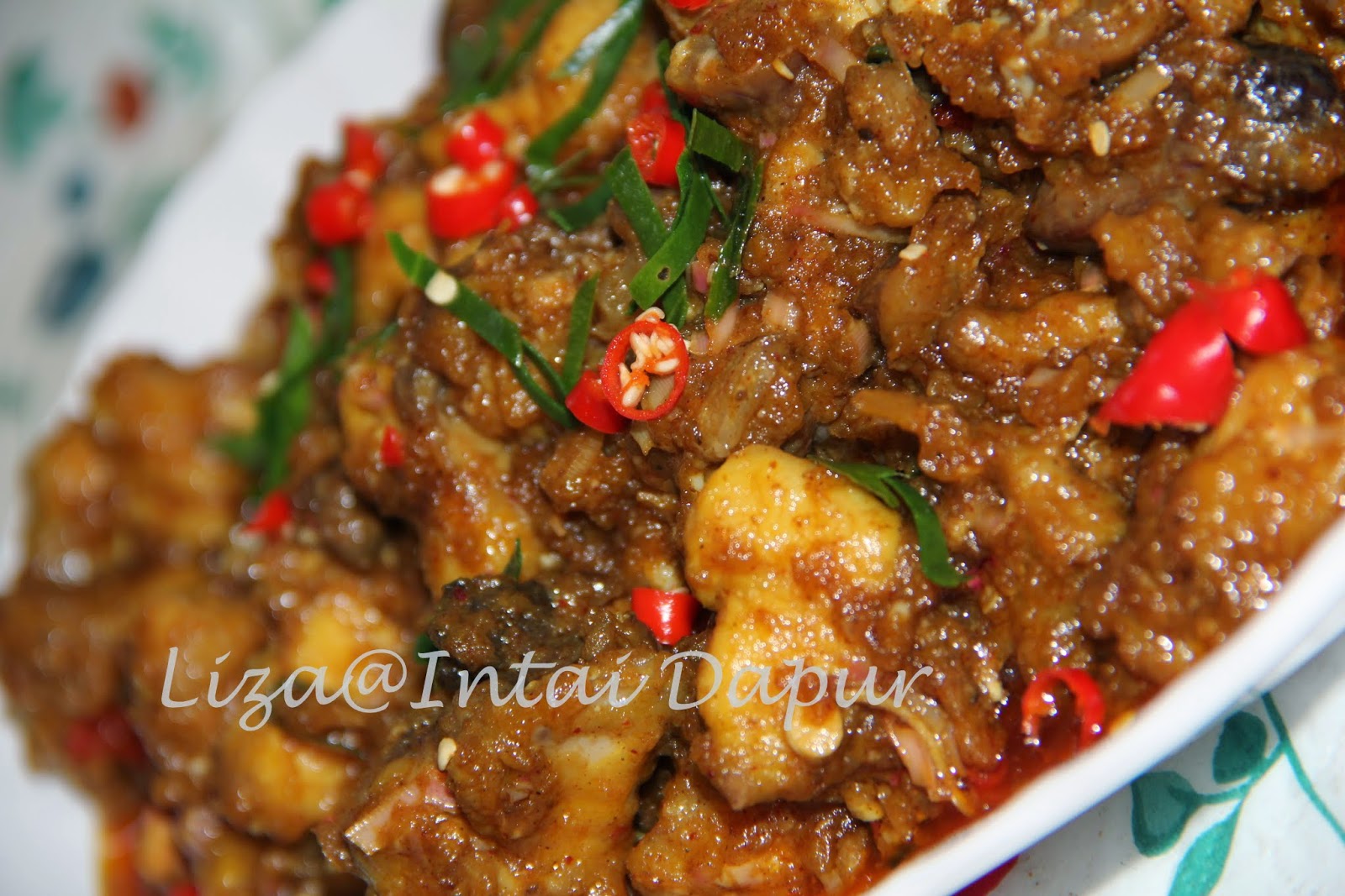 INTAI DAPUR: Ayam Goreng Seri Wangi Chef Wan