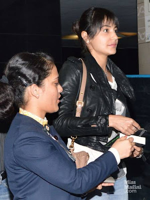 Anushka Sharma spotted in Airport gallery