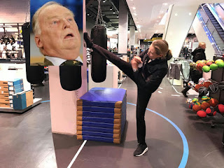 wo führt schnelles fahren häufig zu unfällen - woodenbild :)