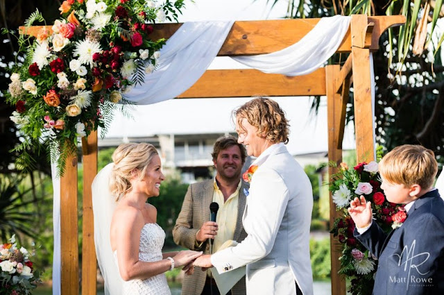 NOOSA WEDDINGS SUNSHINE COAST MARRIAGE CELEBRANT