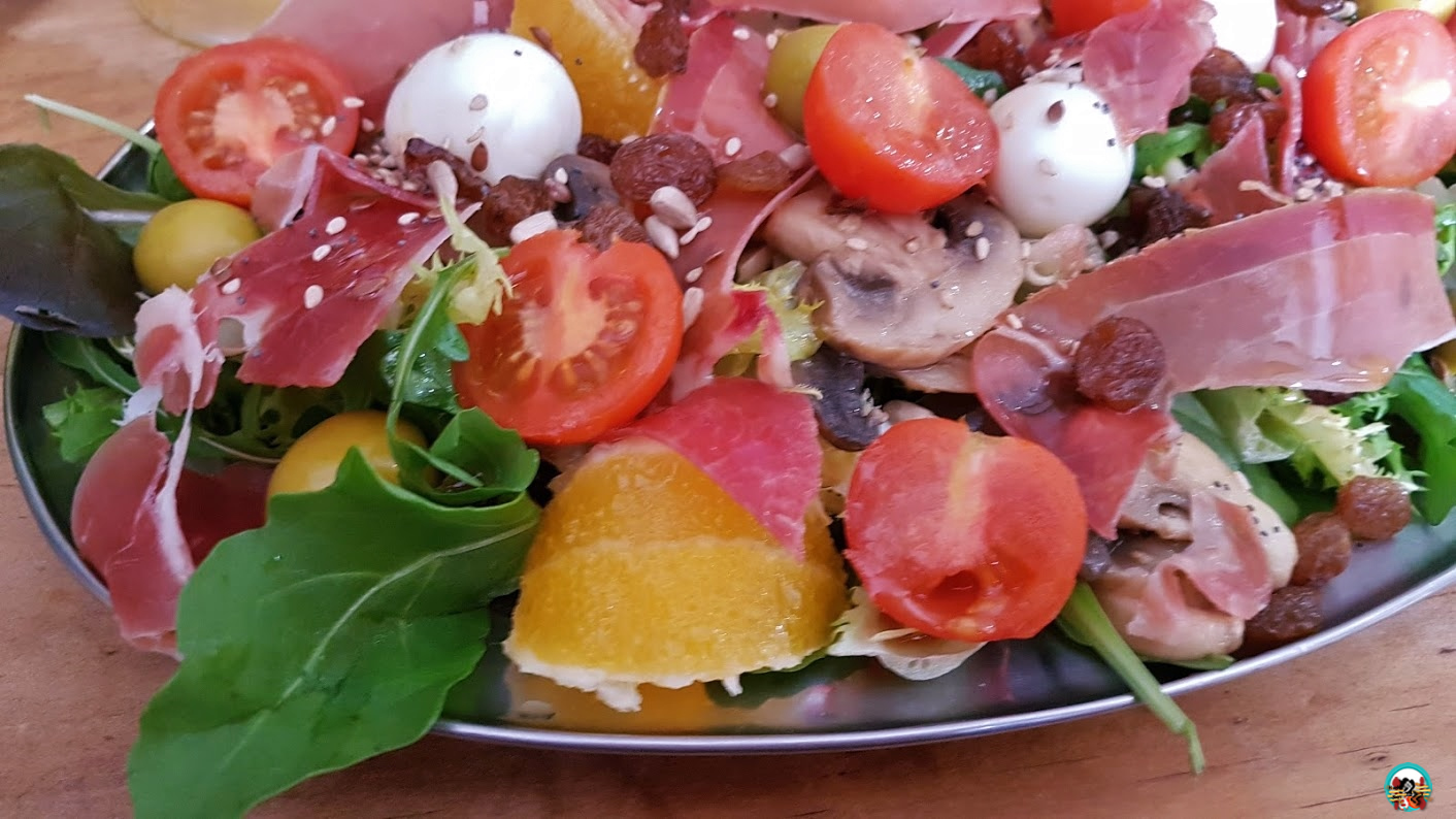 Ensalada de jamón serrano ¡Huele Bien!