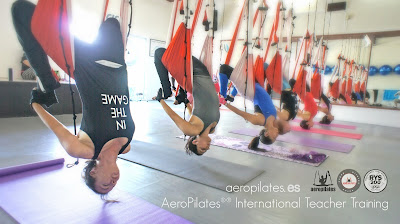 CURSOS AEROPILATES® UN METODO DE RAFAEL MARTINEZ, CREADOR AEROPILATES Y AEROYOGA , INTRODUCTOR PILATES AEREO Y YOGA AEREO EN ESPAÑA Y EUROPA