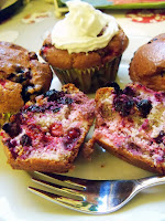  Rezept: Luftige Low Carb Beeren Muffins / Recipe: Fluffy Low Carb Berry Muffins | http://panpancrafts.blogspot.de/
