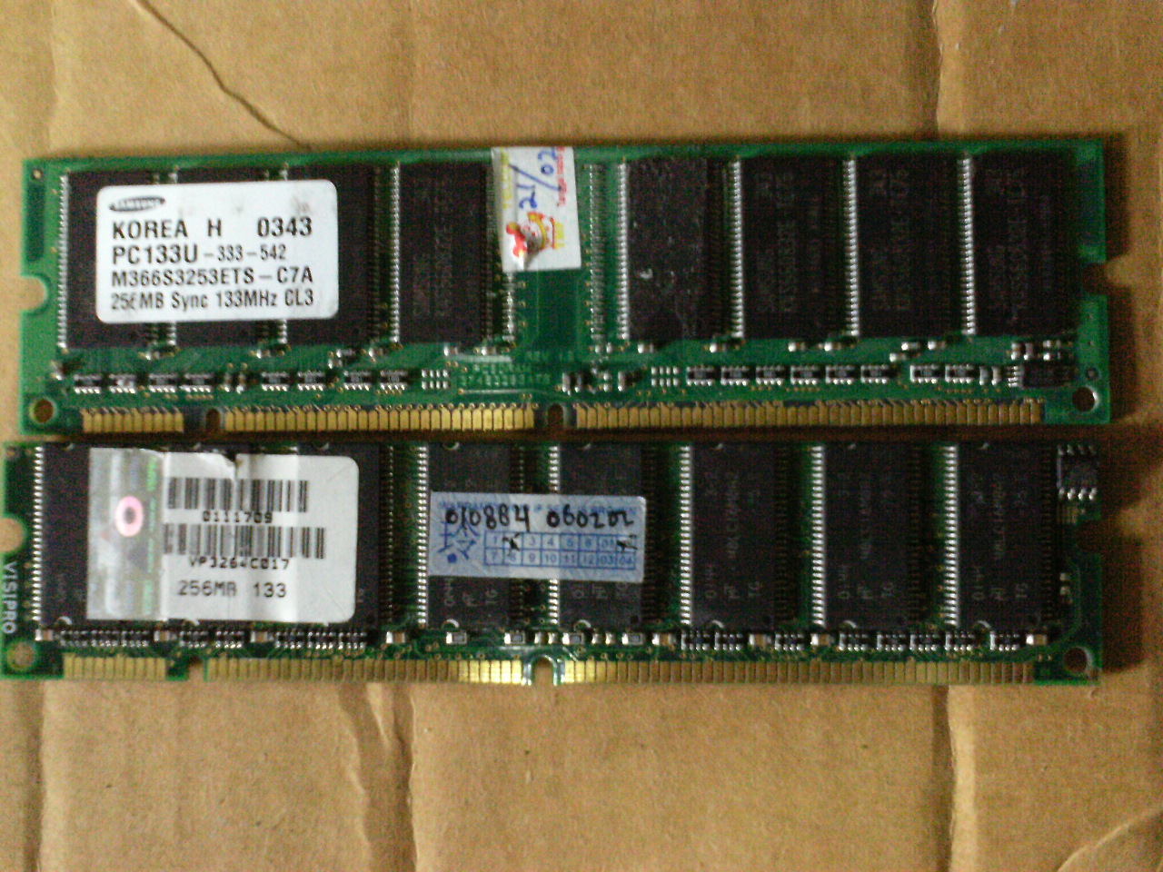 Pc133s SDRAM.