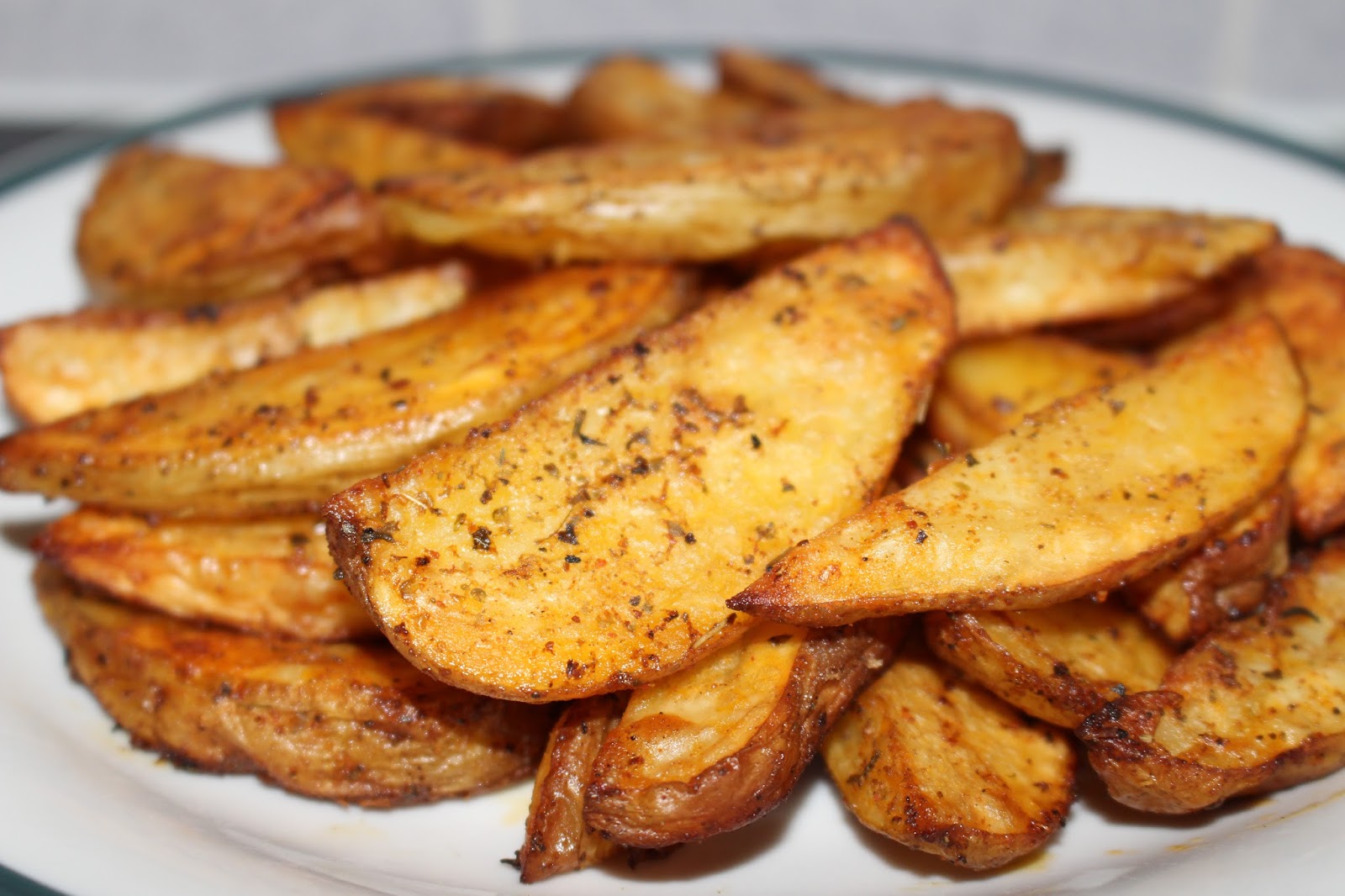 nosaibasfood :): Easy potato wedges