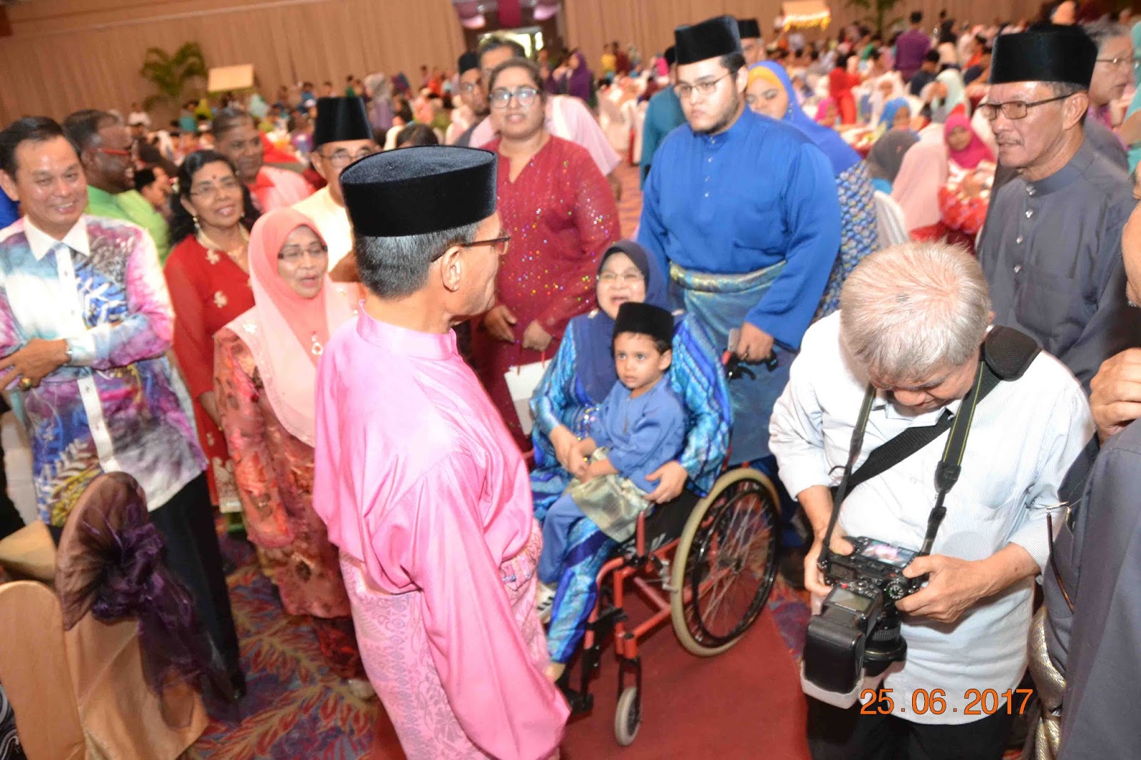 Menteri Besar Pahang Naik Basikal