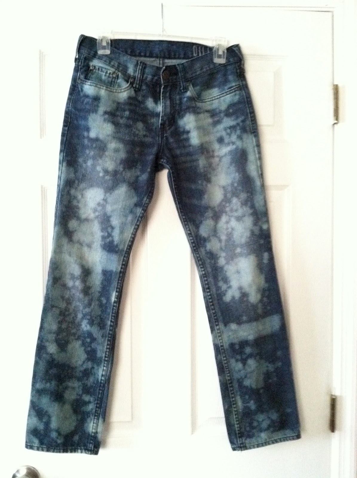 WobiSobi: Bleached Jeans DIY.