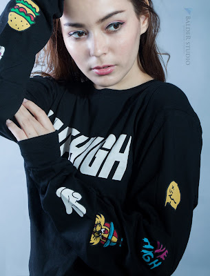 Remaja foto studio terbaik untuk protofolio dan komersil di makassar Contoh foto studio terbaik di makassar tanlet foto dan studio foto makassar pacar model cantik makassar Hanif Yesenia Green