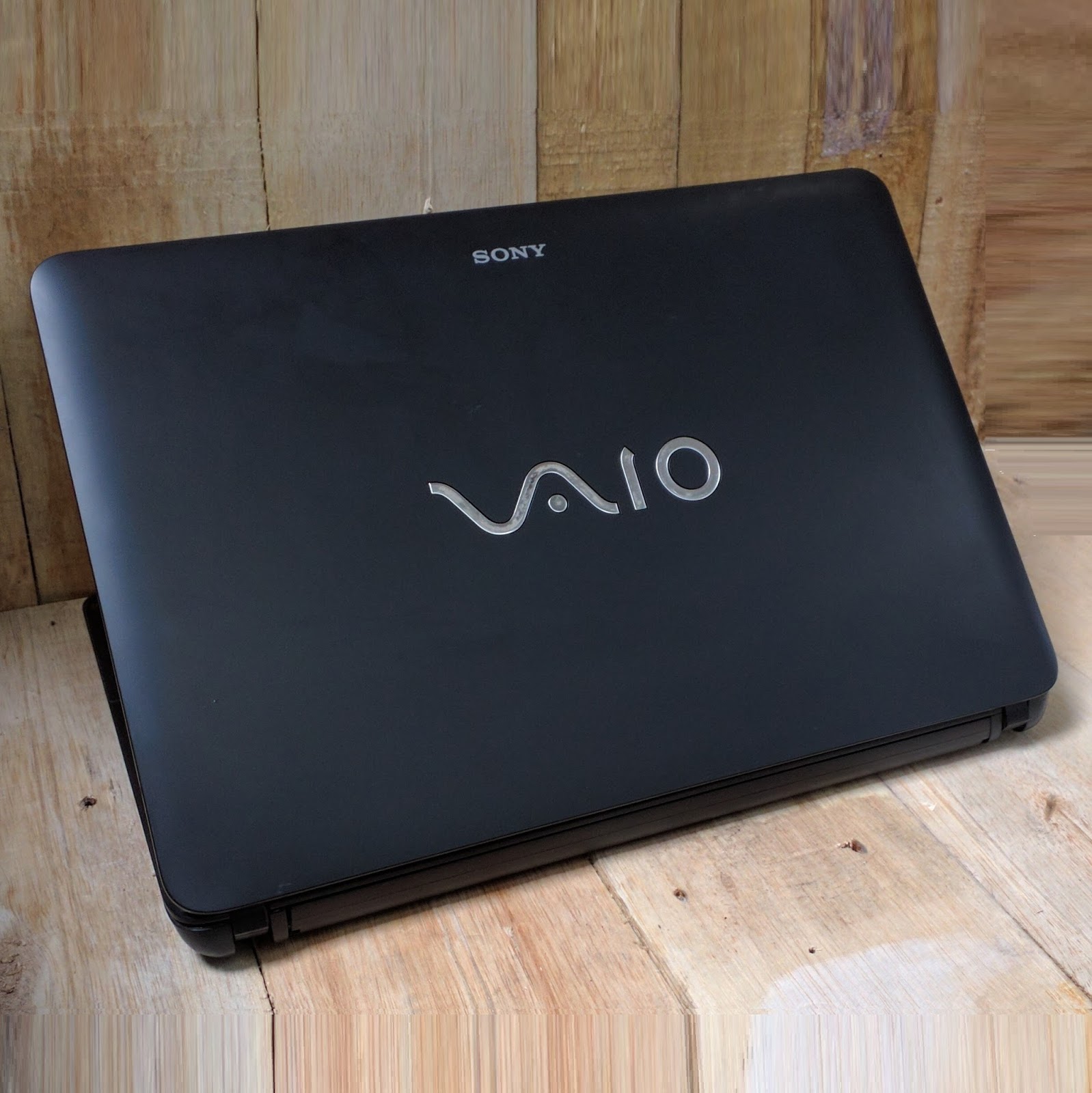 Sony vaio pcg-71211v. Sony i3 ноутбук. ноутбук sony vaio intel core i3. Sony i3 ноутбук. Sony vaio i3 green.