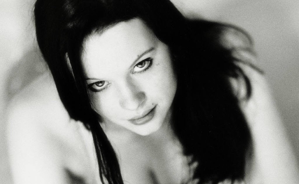Kevin P. Heyne: Babe Of The Day *Thora Birch