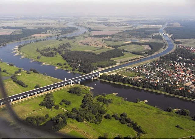 puentes de agua impresionantes alrededor del mundo