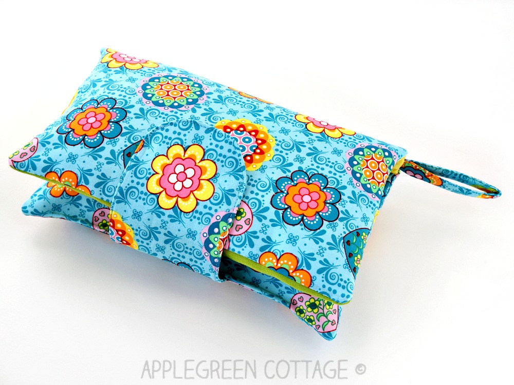 How To Add Magnetic Snaps To a Bag - AppleGreen Cottage