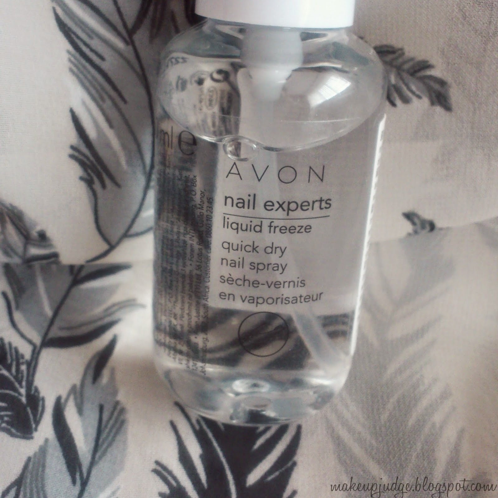 AVON LIQUID FREEZE quick dry nail spray Make up Judge