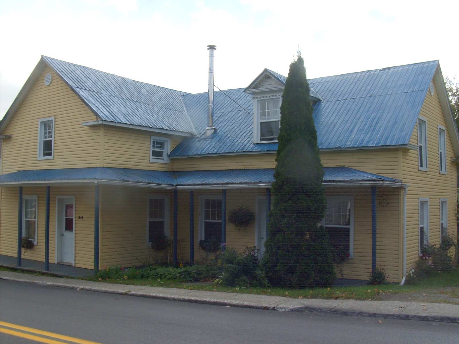 Maison à vendre StRémi, 22 AlphonsePotvin, immobilier Québec DuProprio 702510