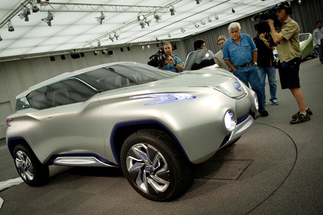 Nissan unveils all-electric terra suv concept #9