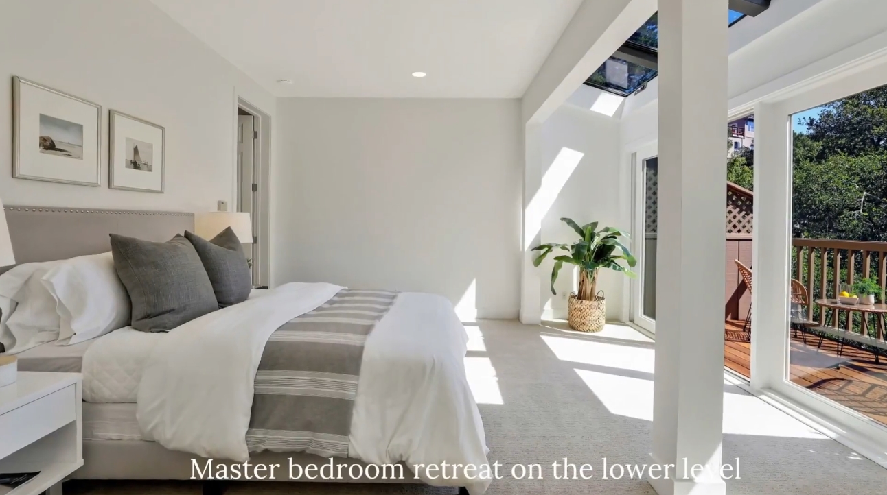 24 Photos vs. 54 Greenwood Way, Mill Valley, CA Home Interior Design Tour
