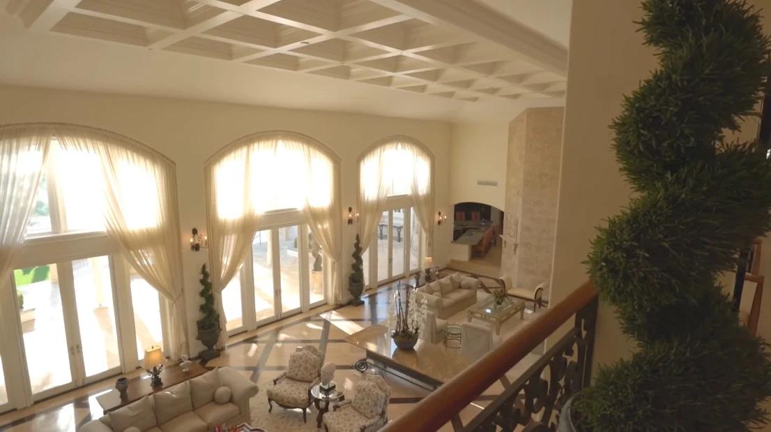 Tour Coachella Valley, CA Luxury Classic Mansion vs. 19 Interior Design Photos