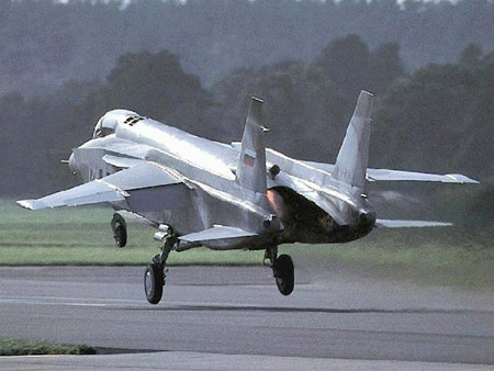 Yak-141 Freestyle Supersonic VTOL Fighter