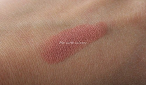 Swatch MegaLast Wet n Wild Bare it All Swatch MegaLast Wet n Wild Bare it All