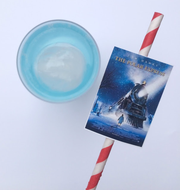 Family Christmas Movie Night with Polar Express Punch | www.jacolynmurphy.com