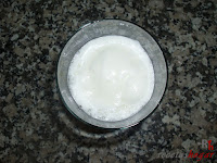 Sorbete de leche merengada en vaso alto