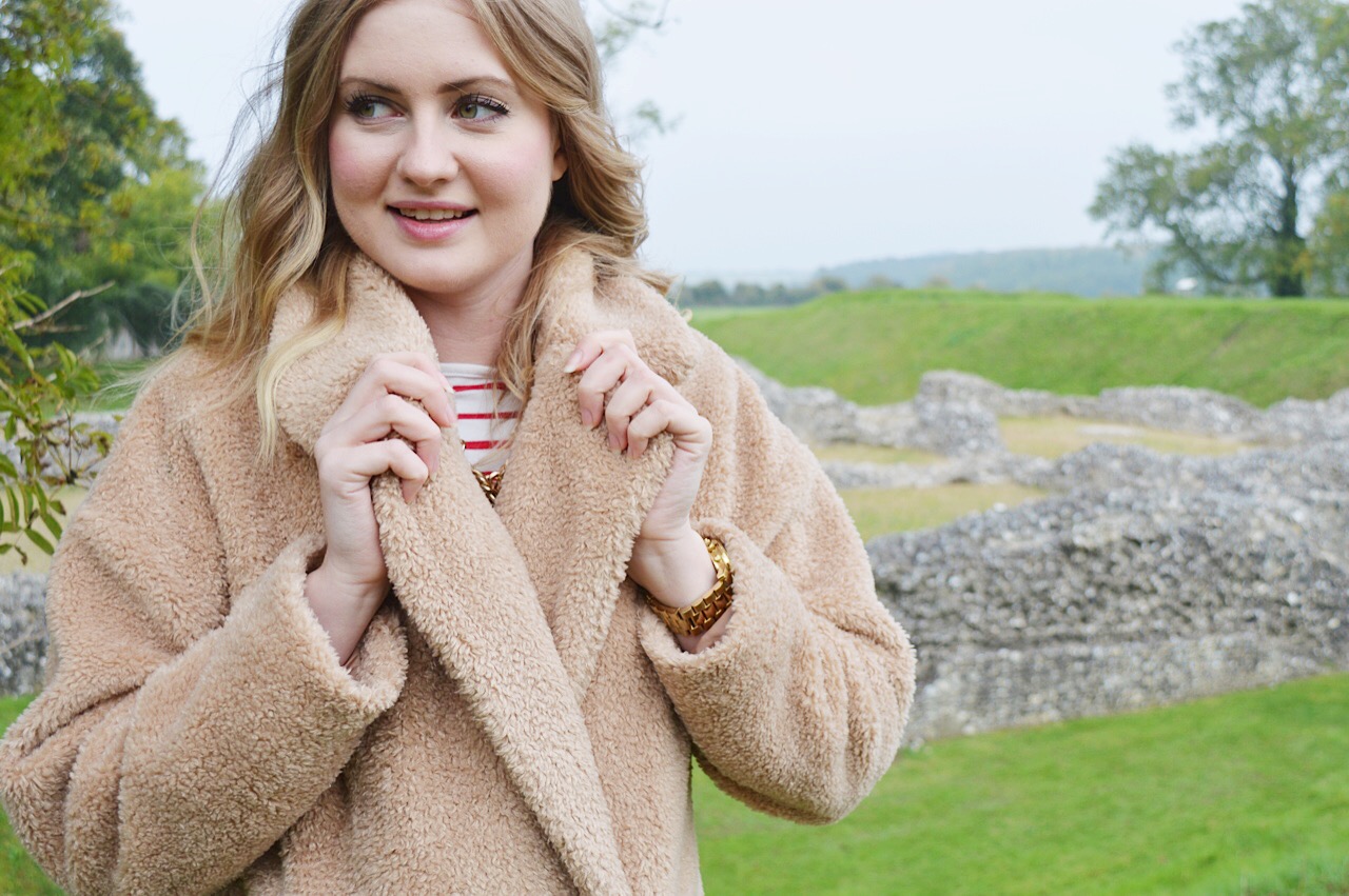 How to style a teddy bear coat, FashionFake, fashion bloggers, bargain winter coat