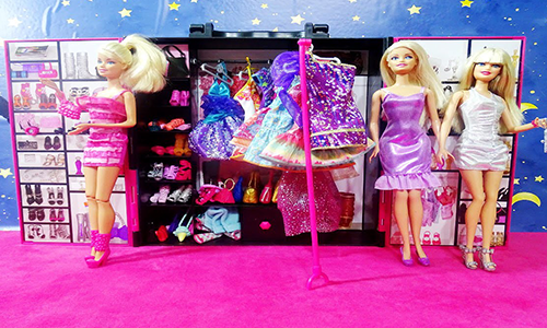 Barbie'nin Sonsuz Gardırobu Hikayesi Barbie'nin Sonsuz Gardırobu Hikayesi