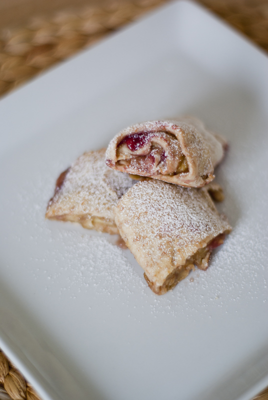 SoyDivision PUDDINGJAMROLLS FROM LEFTOVER DOUGH