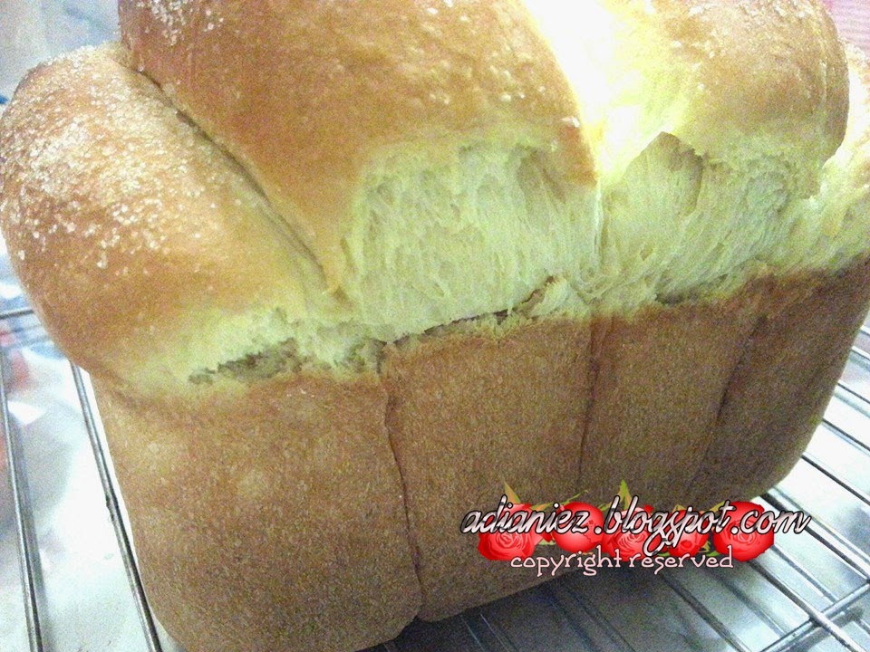 MEROTI ~ SEBUKU ROTI DI TGH MLM :) ~ Blog Adianiez