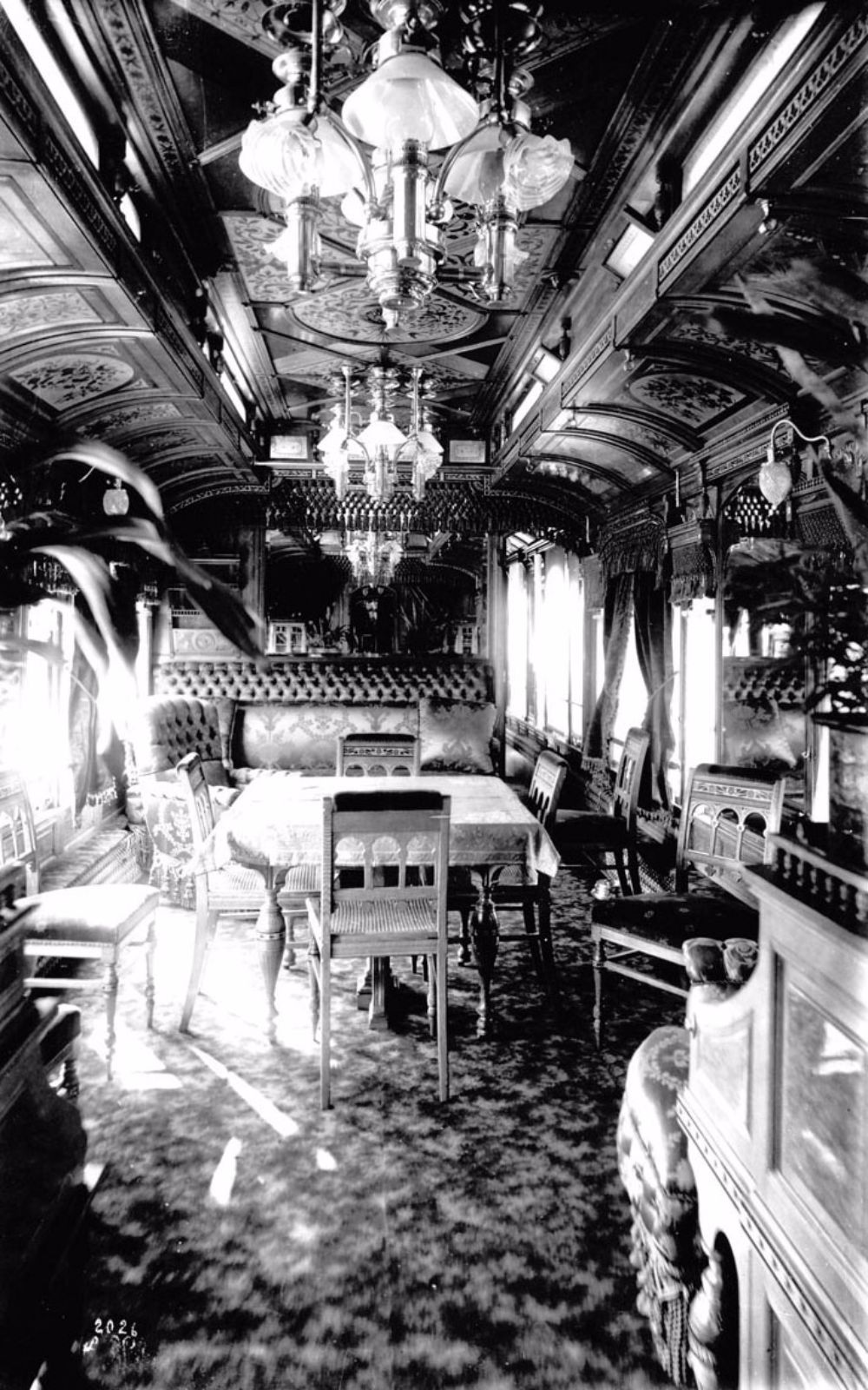 The Glory Days Of Train Travel Inside The Pullman Train