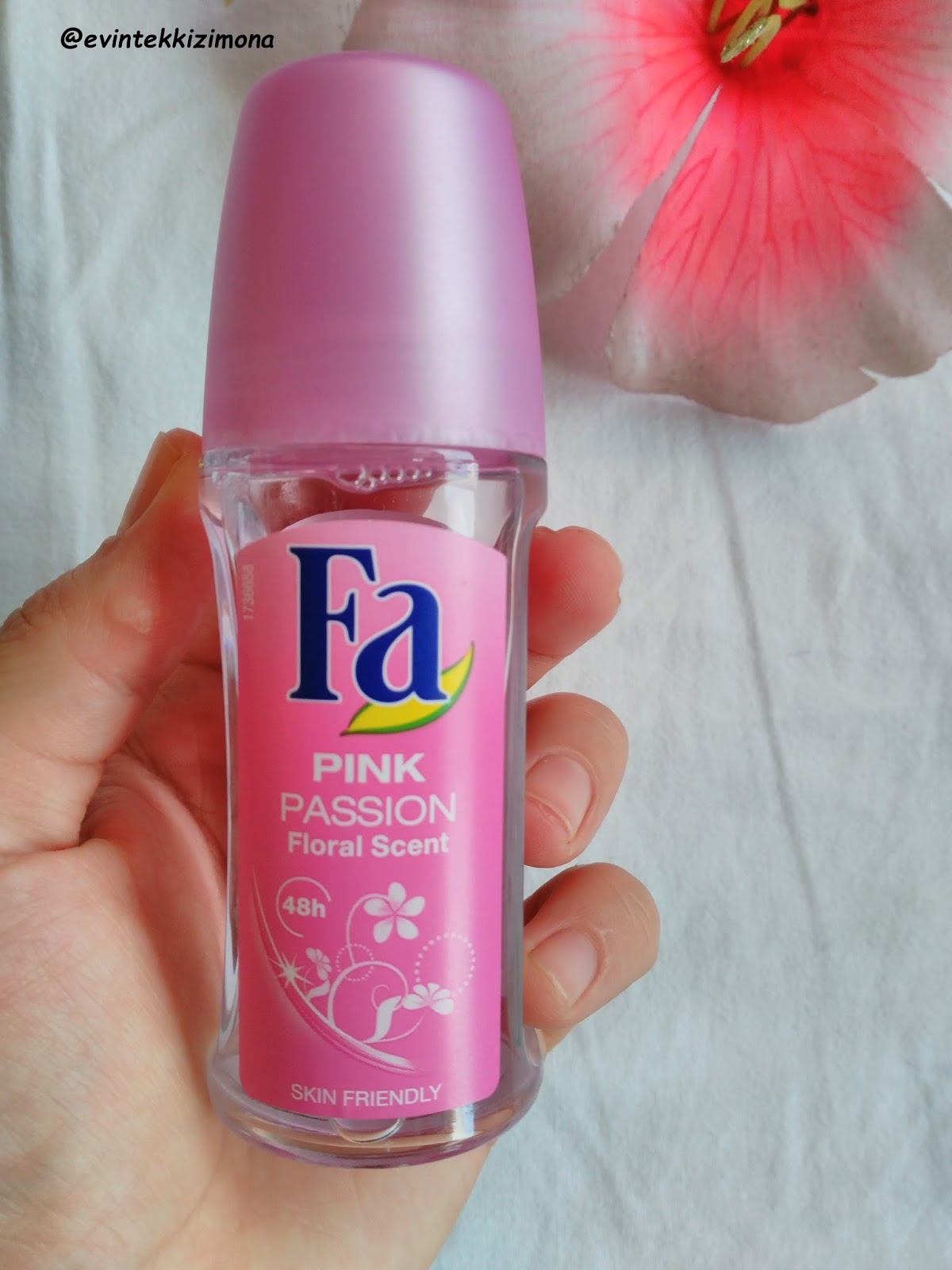 EvintekkızıMona FA PİNK PASSİON FLORAL SCENT ROLL ON YORUMLARIM