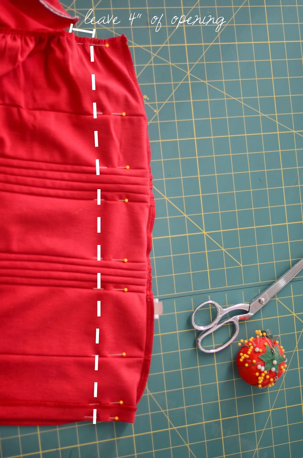 RESIZING AN OVERSIZED BACK-ZIPPERED DRESS (TUTORIAL) | Merricks Art ...