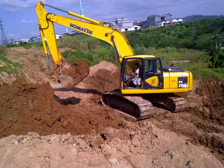 Sarana Angkutan Barang Dijual Beko Komatsu