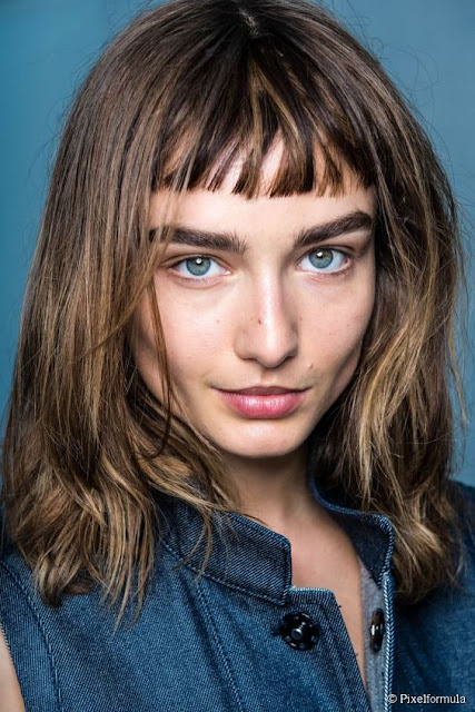 Cabelos - Tendências primavera-verão 2016 - Micro bangs franjas