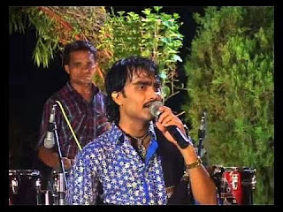Ful Gajro Re Maro Hir Gajro Full Song Download by Jignesh Kaviraj - Phool Gajaro MP3/Video