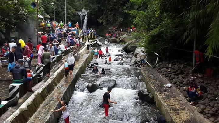 EEN ENDAH Pemandian Air Panas Guci, Slawi, Cuman Pengen