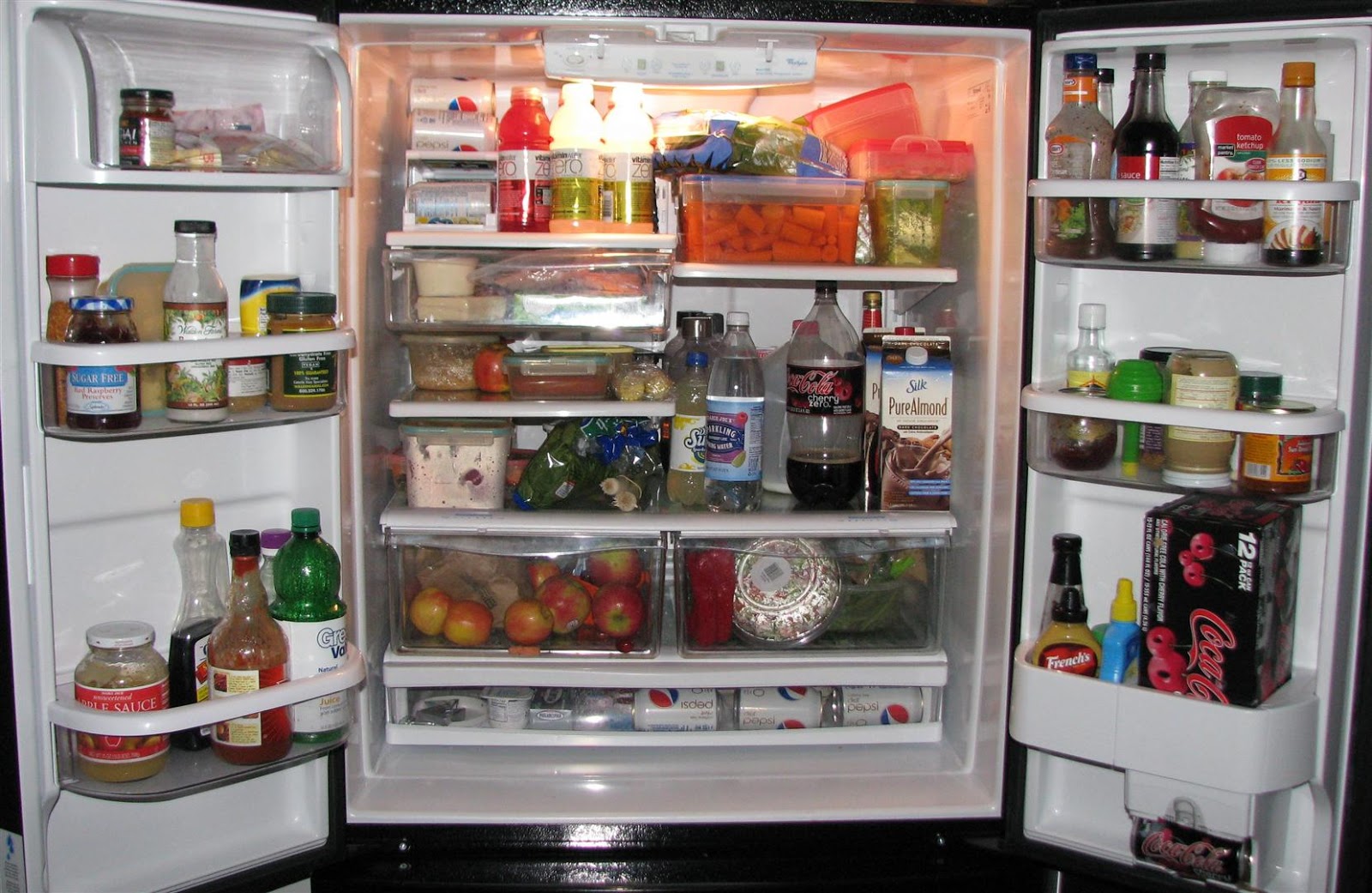 Можно горячий суп ставить в холодильник. Холодильник в открытом виде. Холодильник на английском. My Fridge холодильник. Проект по английскому холодильник.