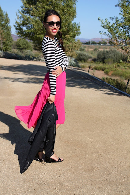 A Sprinkle of Style: Black, White, & Pink