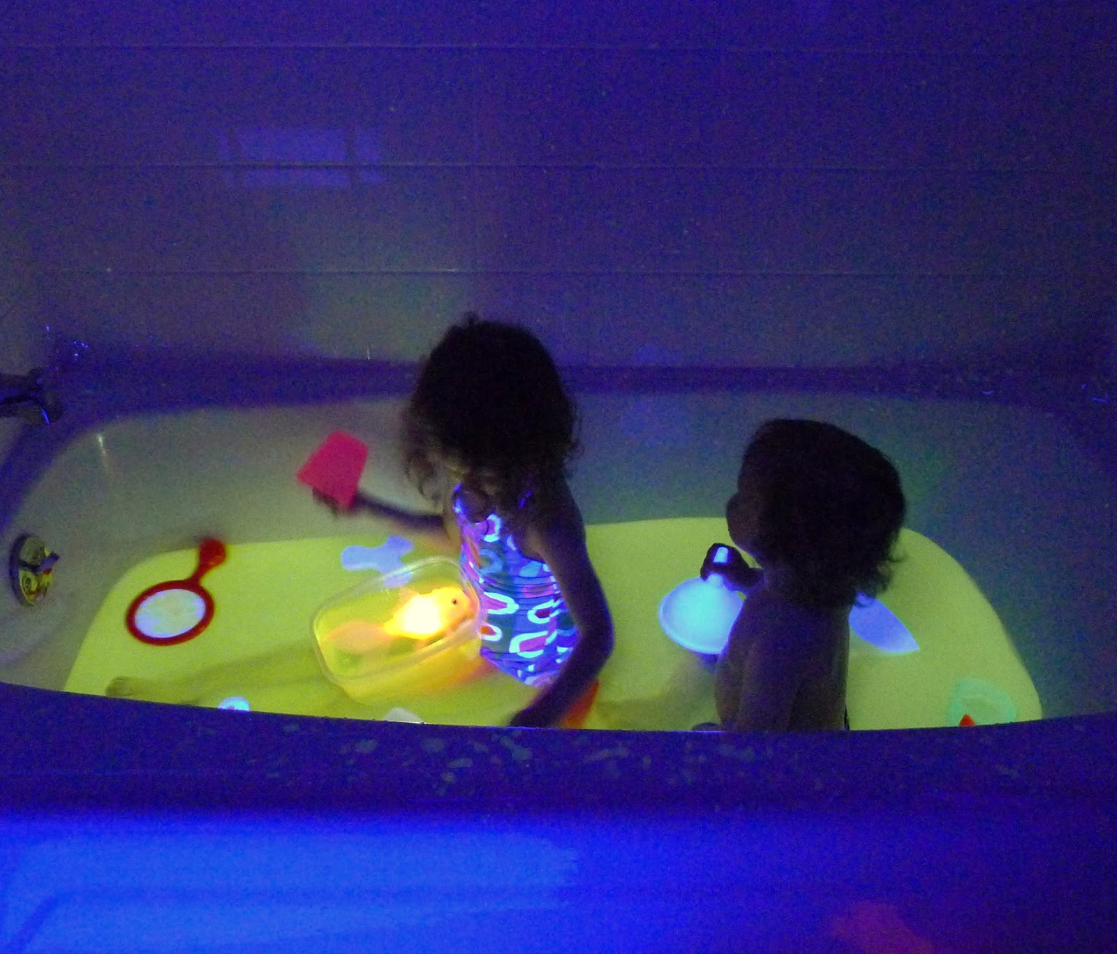 Safe and Edible Glow Water for Baths and Play