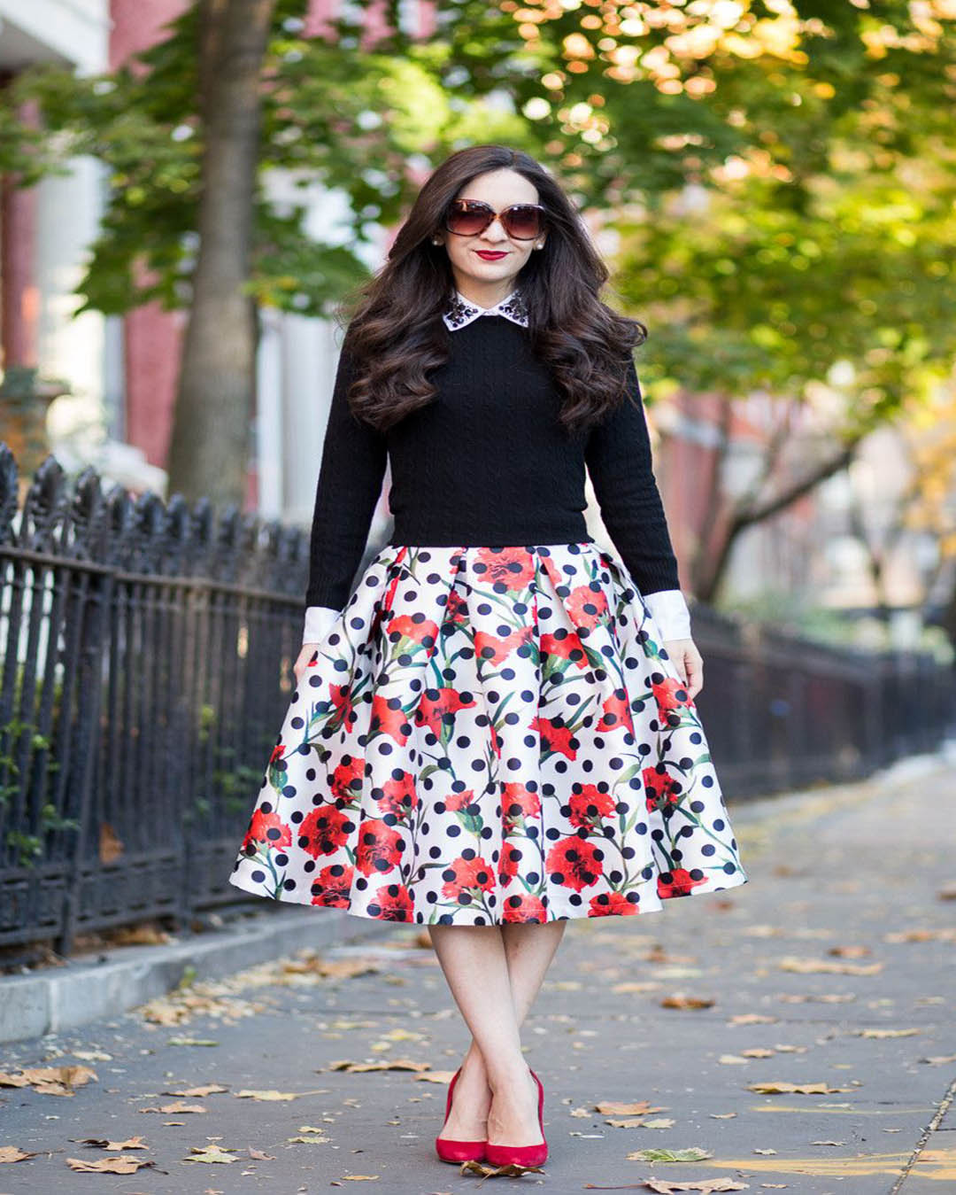 Falda Midi Blusa Falda Floreada Con Tenis Flower And White Skirt