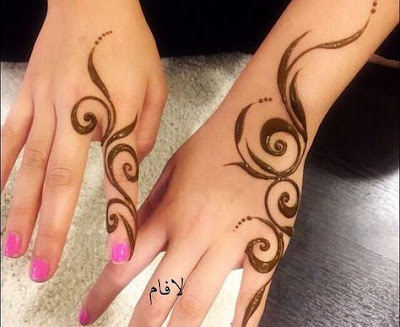 125 Stunning Yet Simple Mehndi Designs For Beginners