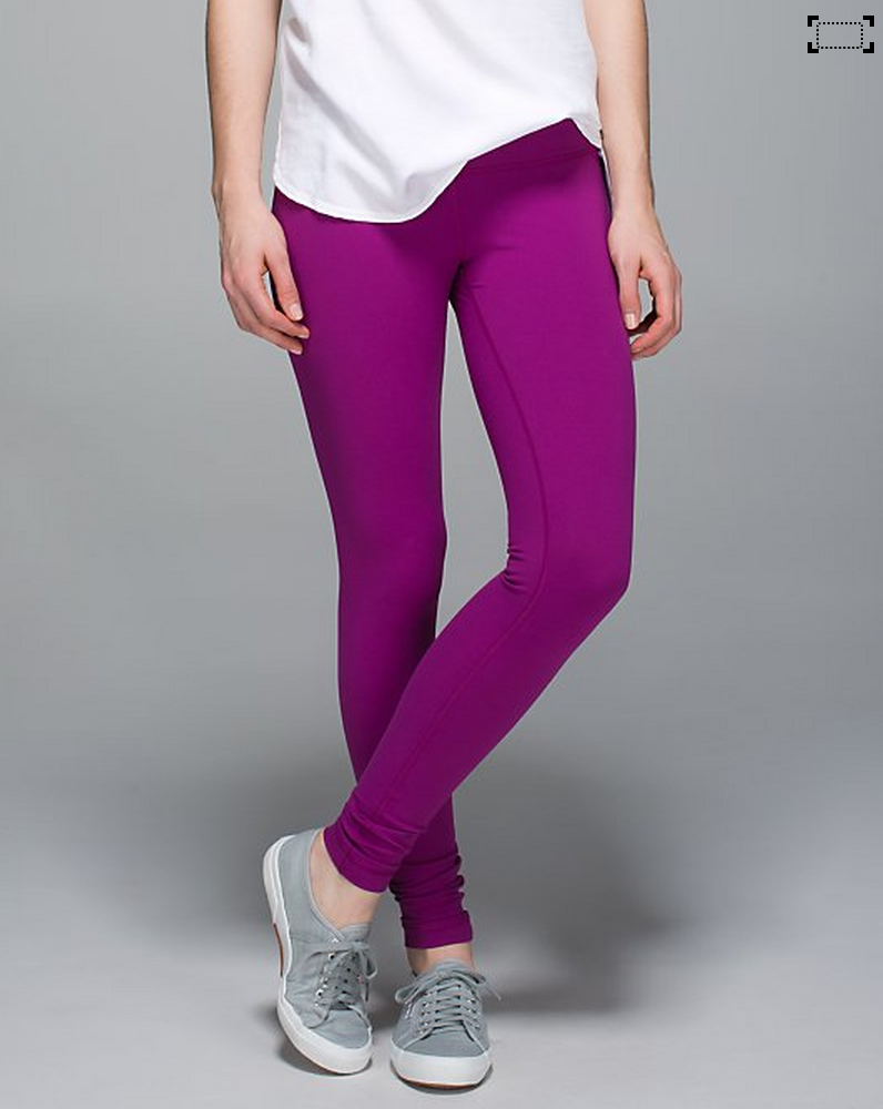 http://www.anrdoezrs.net/links/7680158/type/dlg/http://shop.lululemon.com/products/clothes-accessories/pants-yoga/Wunder-Under-Pant-Full-On-Luon?cc=17443&skuId=3600112&catId=pants-yoga